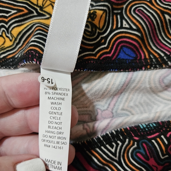 Lularoe Disney tall and curvy leggings princess and the frog - Picture 5 of 5